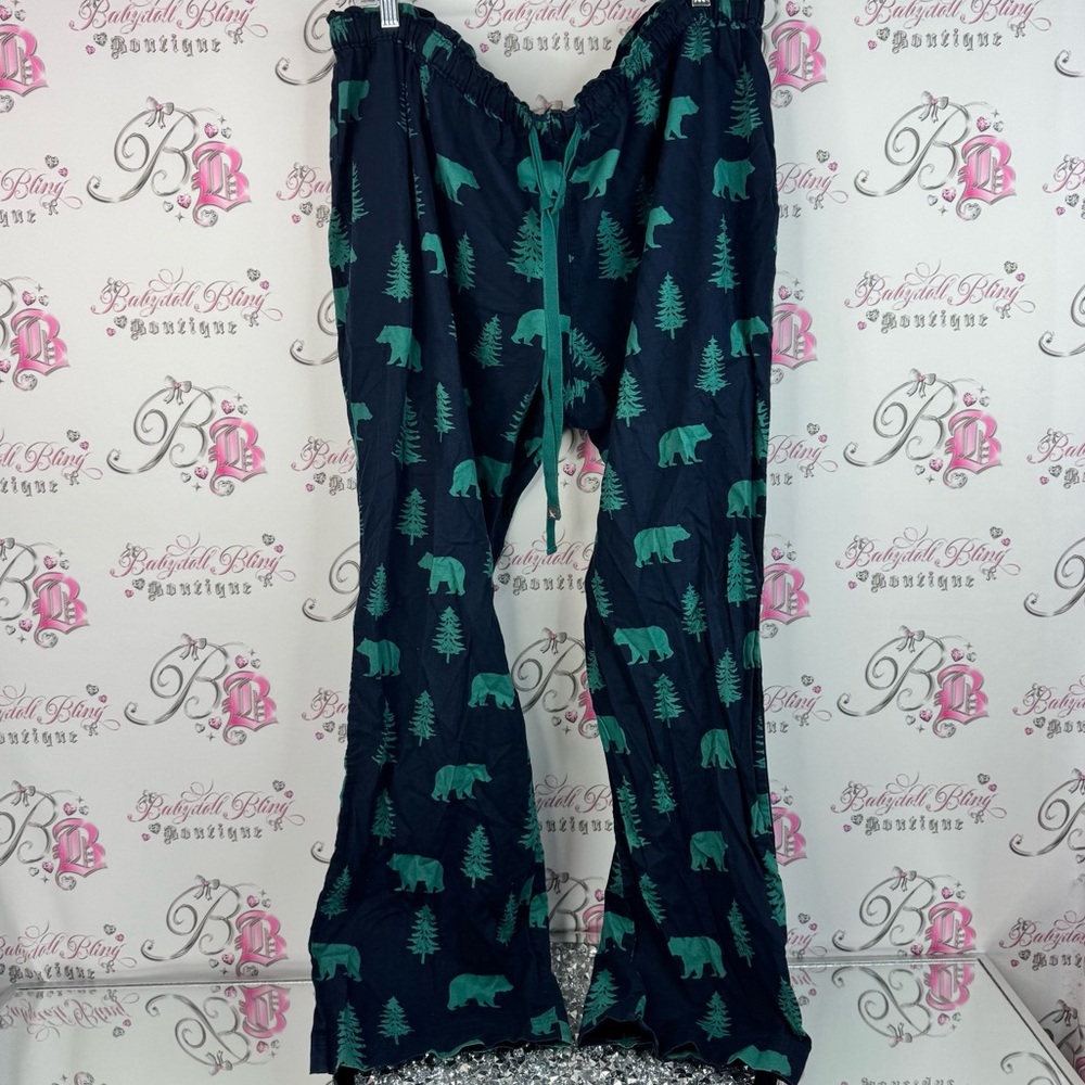 Eddie Bauer sleepwear pants lounge Navy Bear and Tree Print Pants comfy